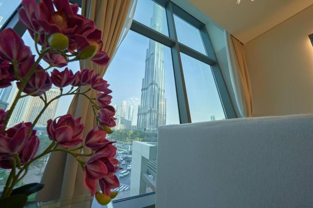 Magnificent Stunning 3 Bedroom With Burj Khalifa View Apartemen