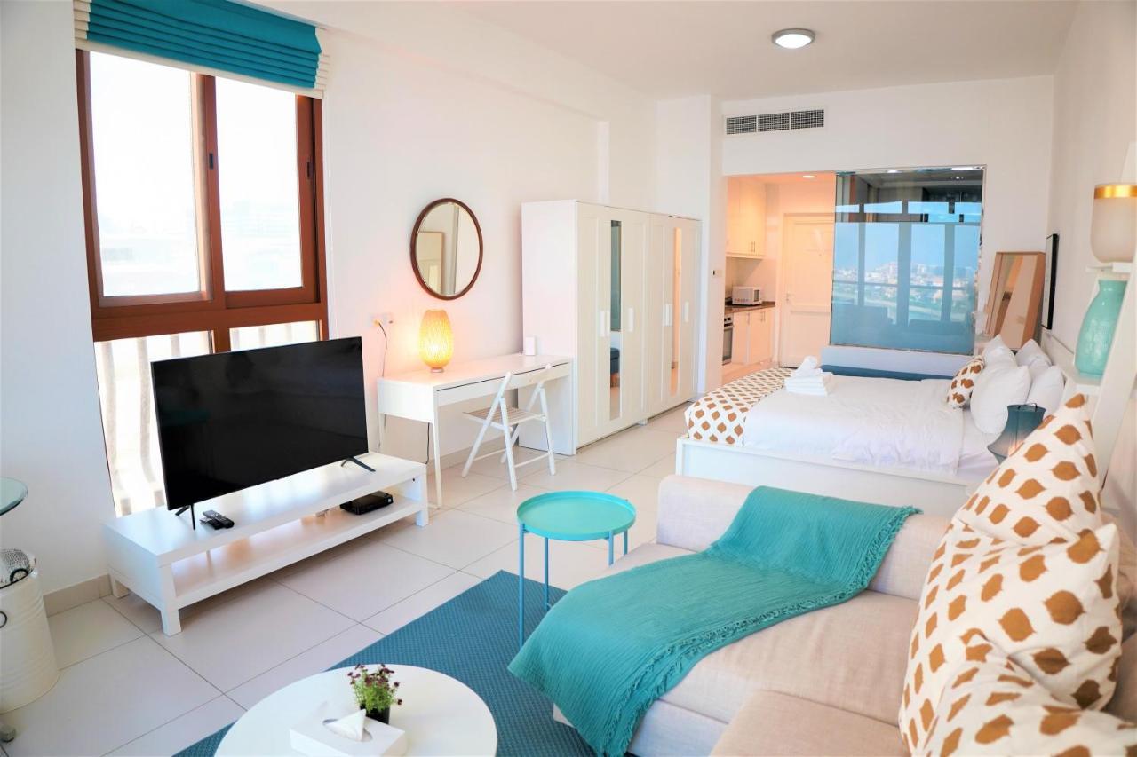 Apartemen Luxury On The Palm With Marina View Balcony