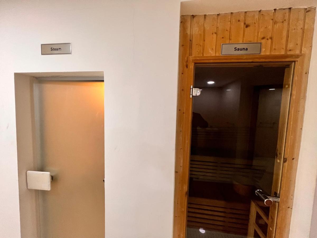 Spacious 1br With Full Marina View Dubaï