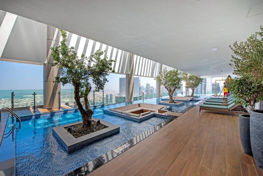 Opulent Hollywood Styled Flat In Paramount Tower Apartament