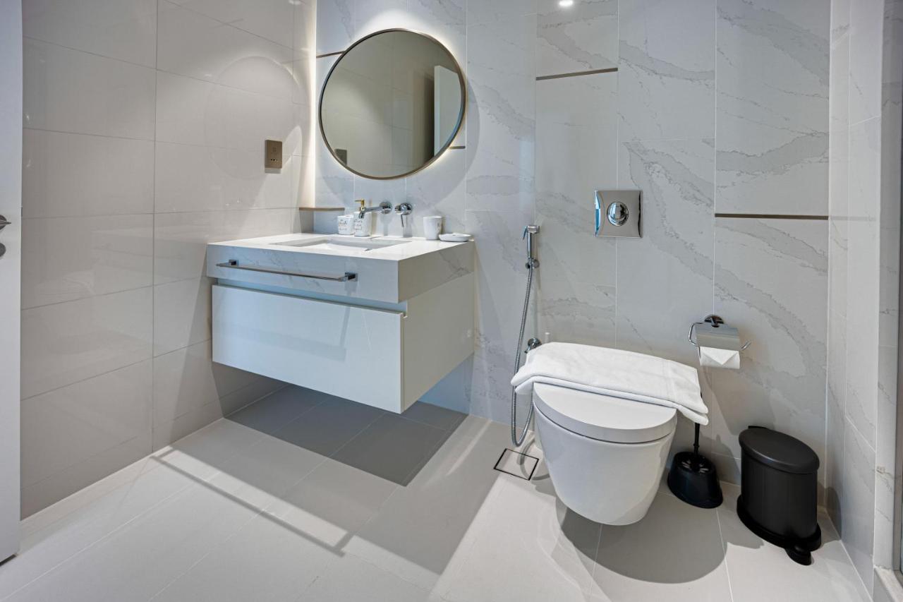 Lovely In Vista Tower, Beachfront * Dubaï