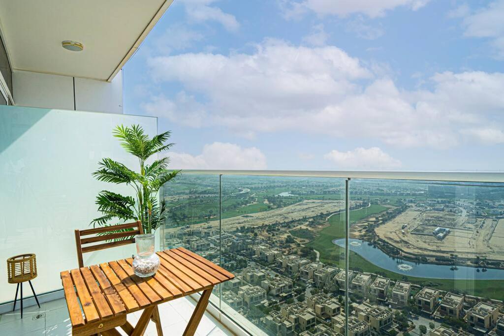 Boho Styled Golf Retreat Damac Hills * Dubaï