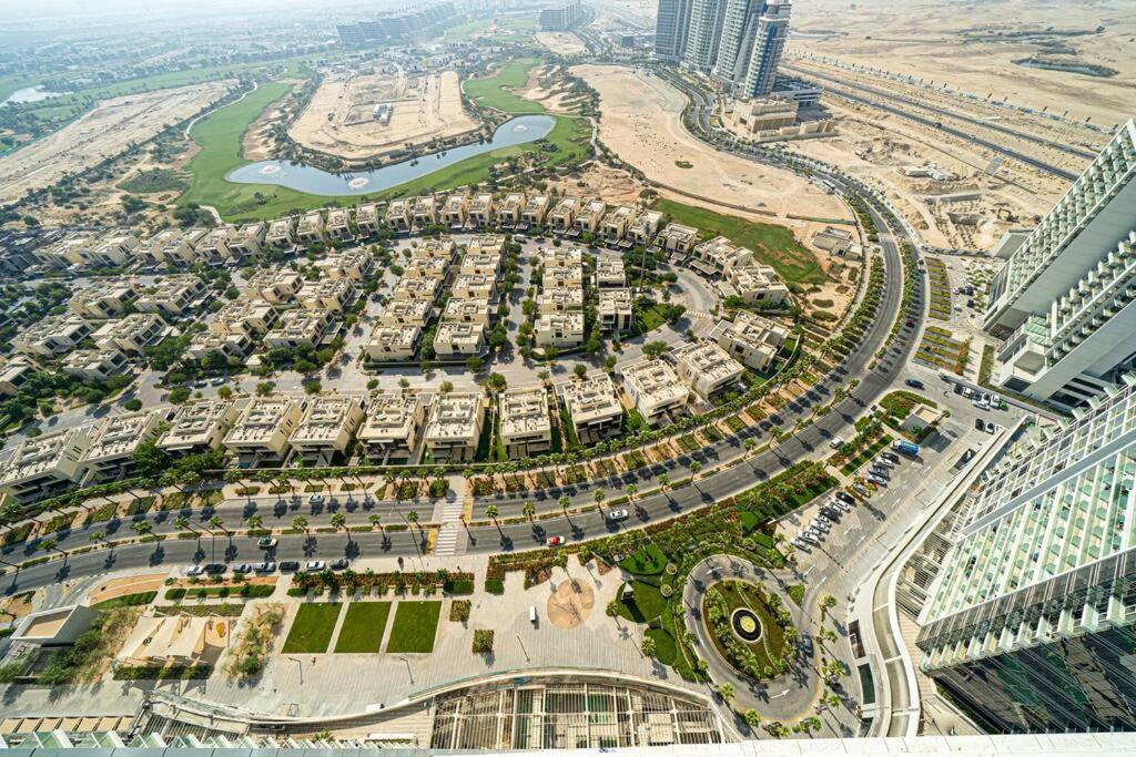 Boho Styled Golf Retreat Damac Hills Appartement