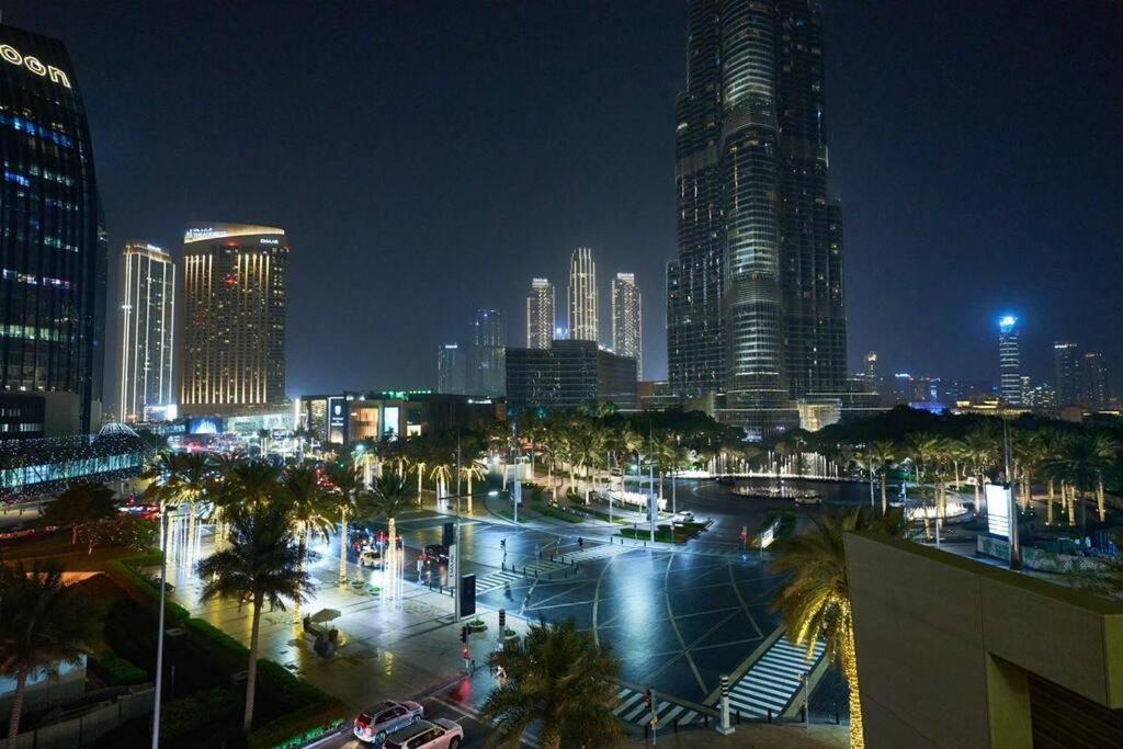 Magnificent Stunning 3 Bedroom With Burj Khalifa View Apartemen Dubai