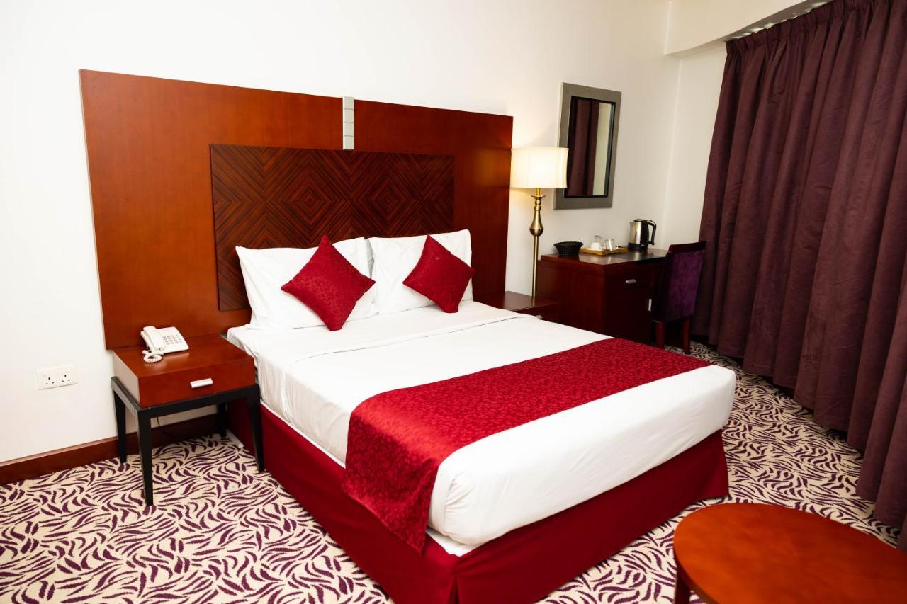 Hotel Mra Grand Dubái