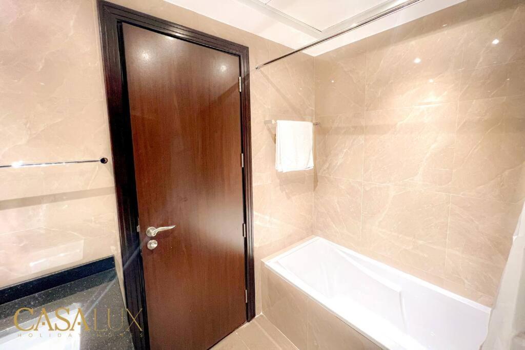 Apartamento Lovely Big Studio W/ Burj Khalifa View In Downtown *