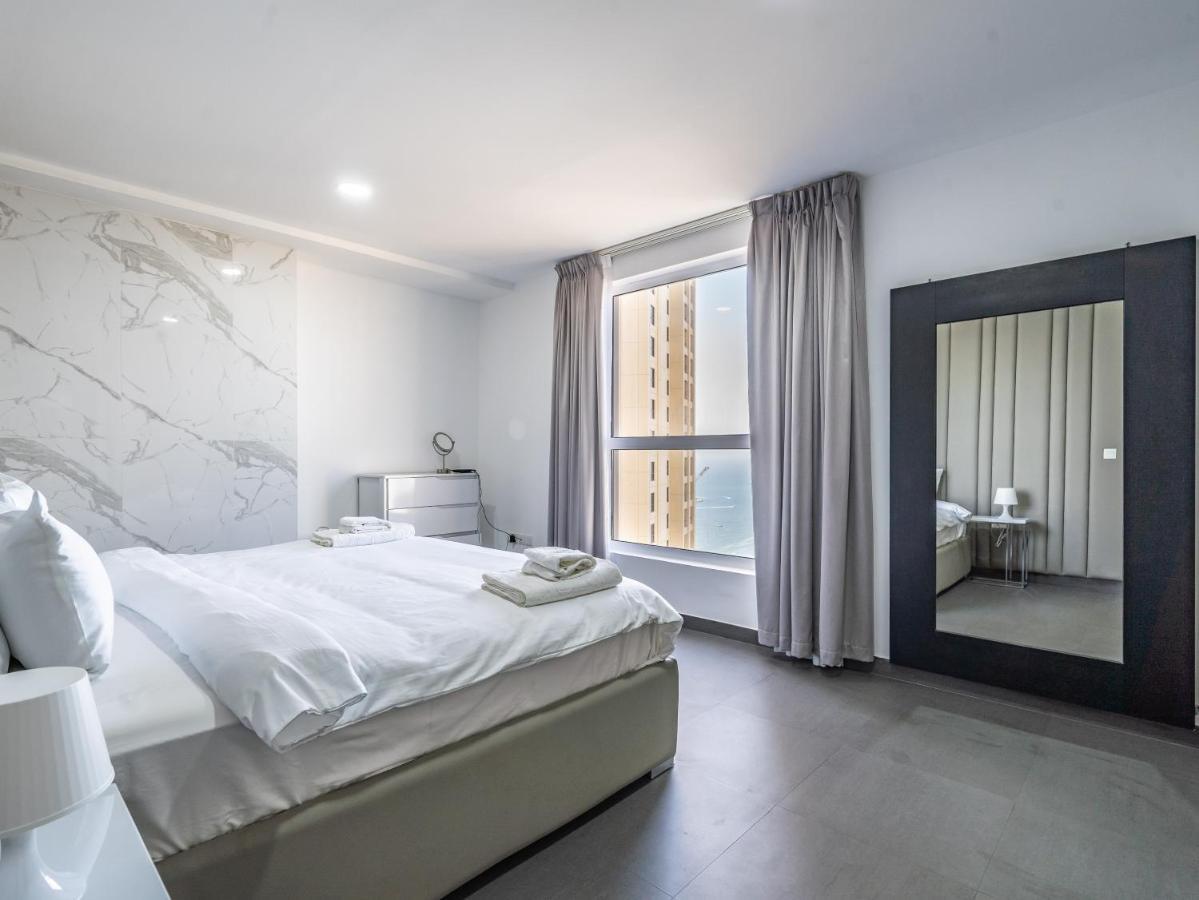 Luxury Waterfront With Access Apartamento Dubai