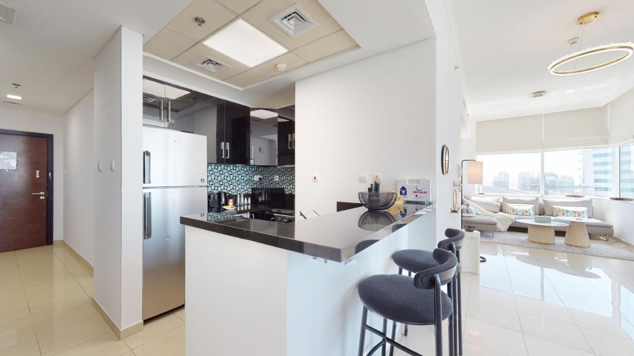 Appartement Br Luxe 1 Bdr W/ Balcony & Sea Views Dubaï