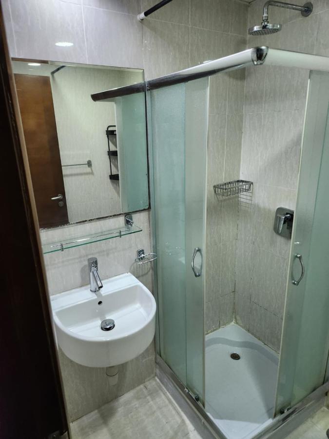Furnished Studio Near Business Bay Metro Station Apartamento