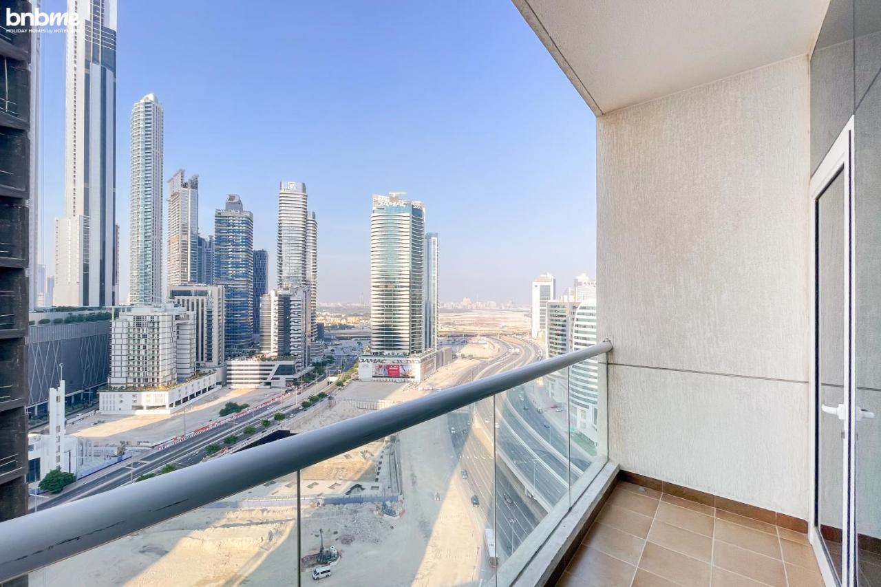 Bnbmehomes - Cosy Downtown Apt W Balcony Near Metro Station -1710 Appartamento Dubai