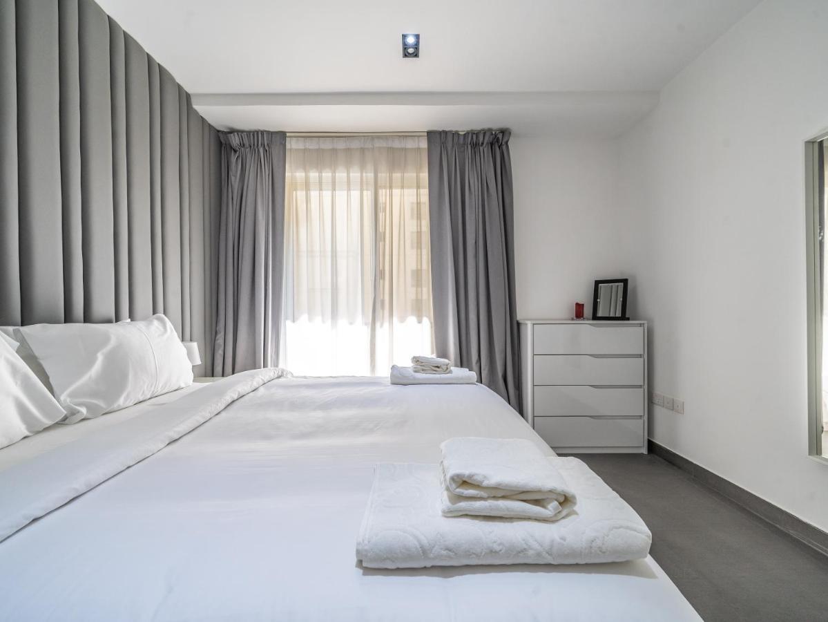 Luxury Waterfront With Access Apartamento *