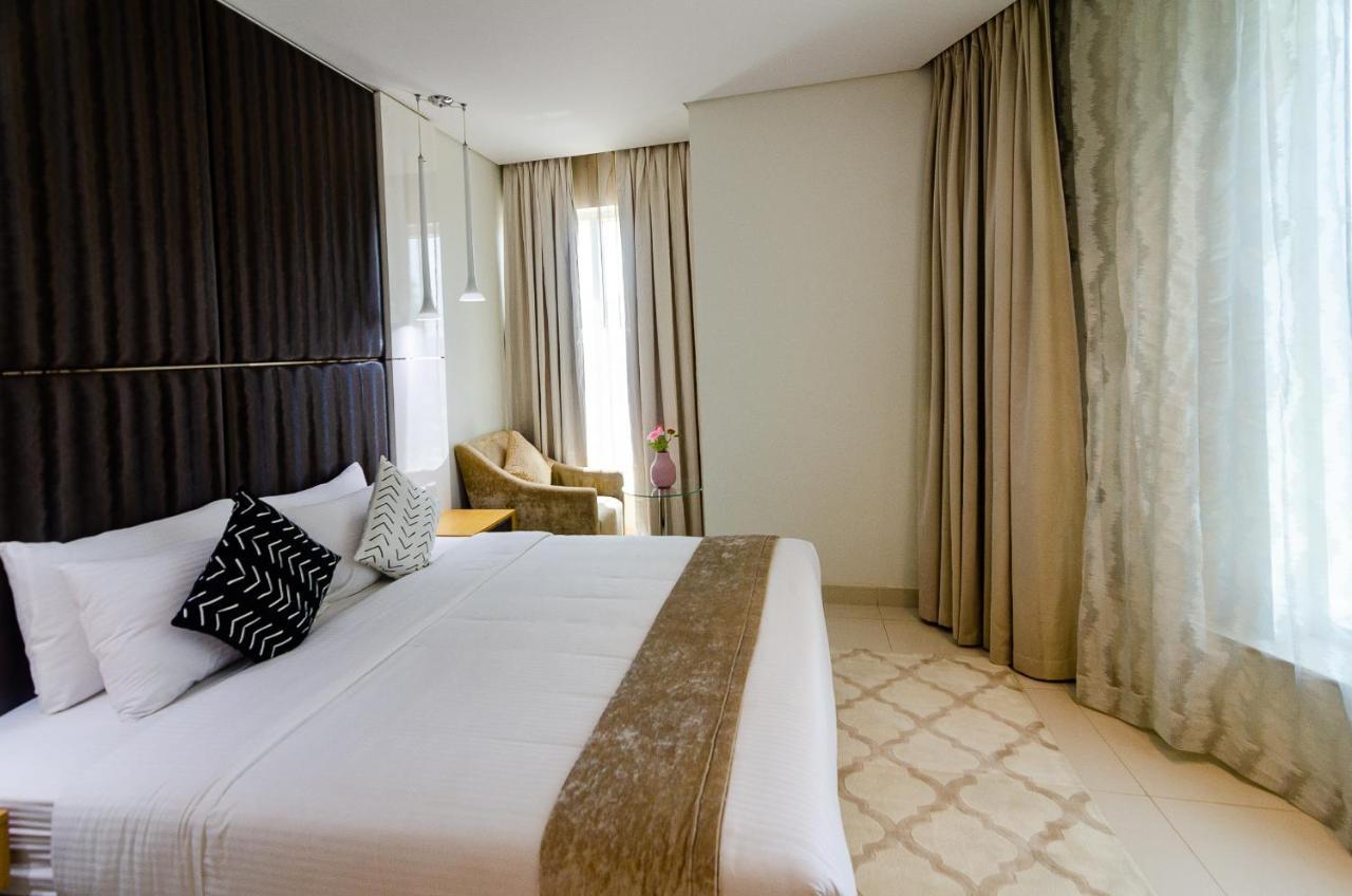 Oskena Vacation Homes-damac Maison Canal View Lägenhet Dubai
