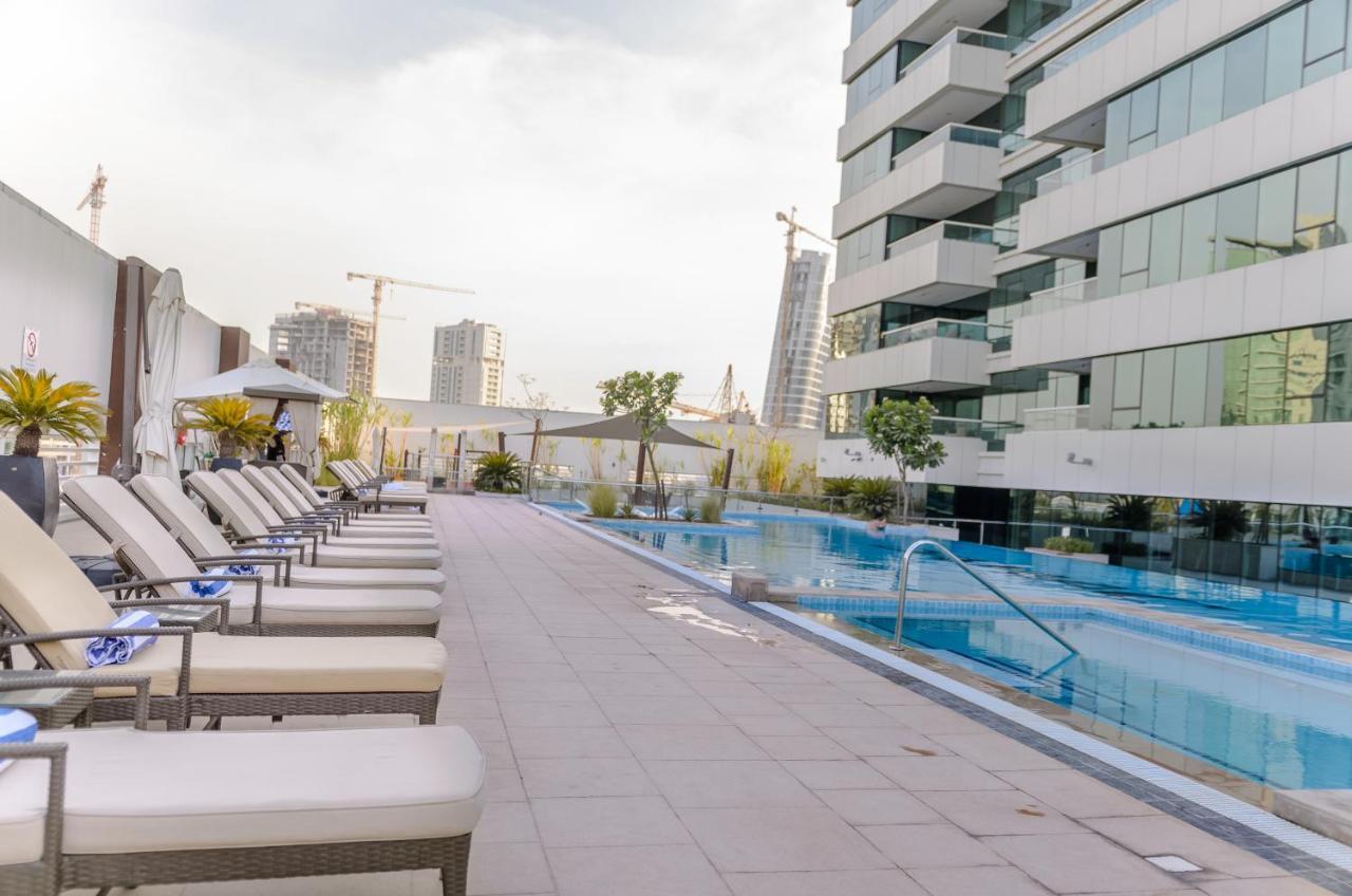 Oskena Vacation Homes-damac Maison Canal View Apartamento Dubái