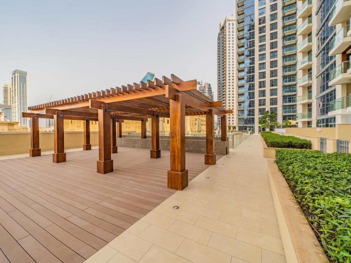 Classy 1br With Burj Khalifa Views Lägenhet Dubai