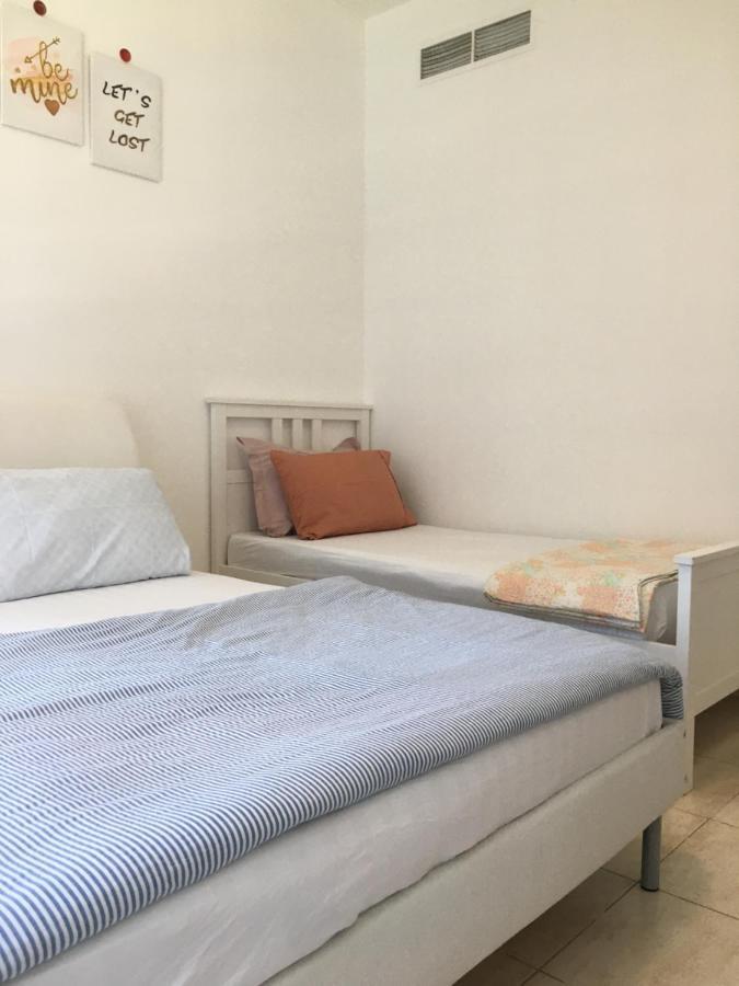 Octavius Home, Large 2 Bedroom Near Global Village & Outlet Mall * Dubai