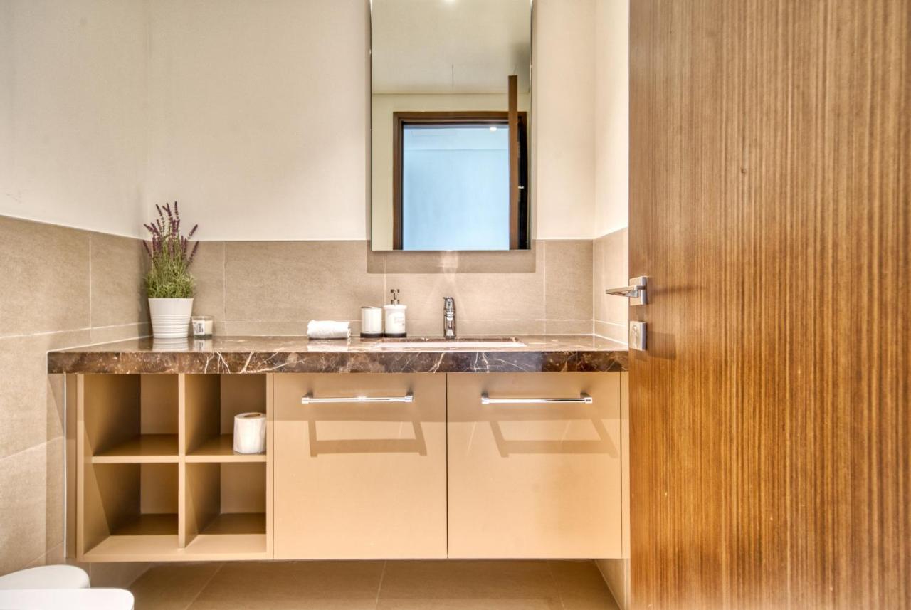 Boho-chic Cosy 1br, Minutes To Burj Khalifa Apartamento