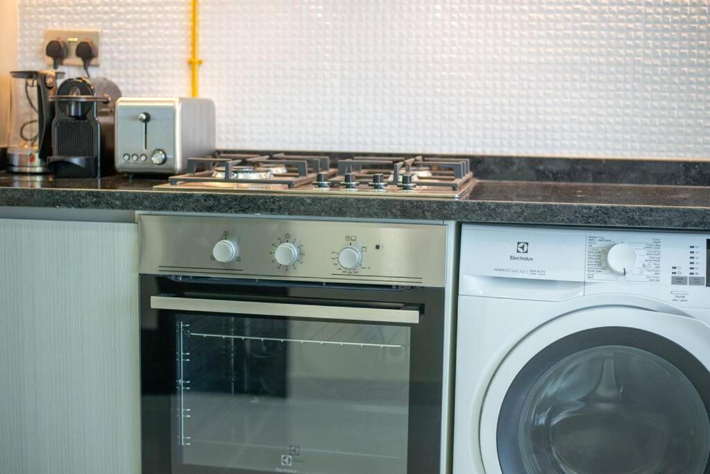 Breathtaking View Compact & Modern Spacious Appartement