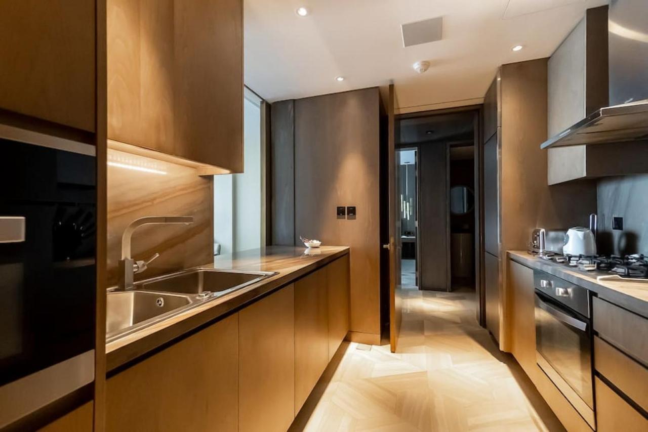 Five Palm South -opulent Two Bedroom With Sea View *
