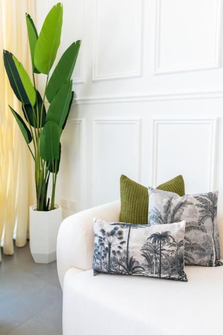 On Off Hh- Creek Harbour-lavish Parisian 2 Br Apartamento Dubái
