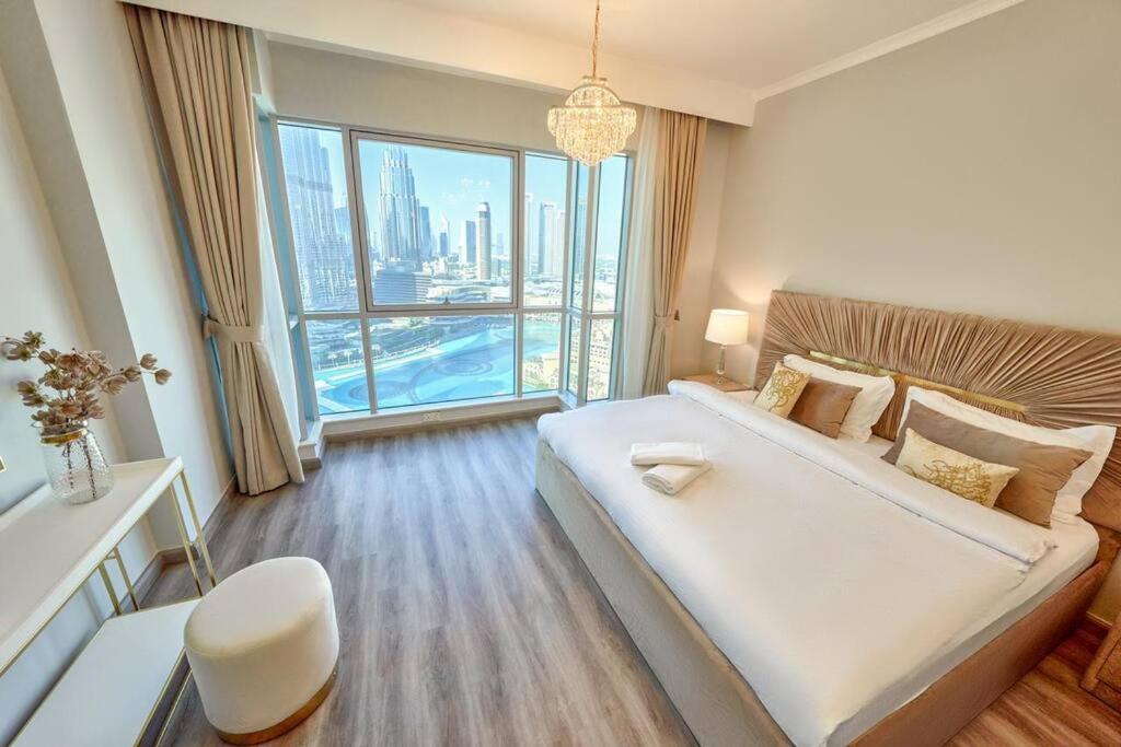 Magnificent Luxury 3br With Amazing Burj & Fountain View Apartamento Dubai