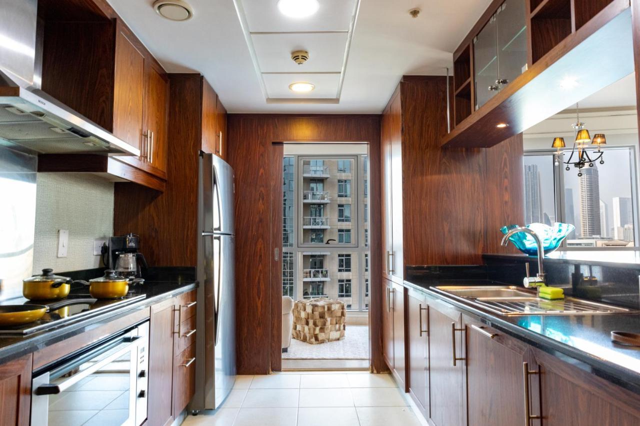 Gorgeous 3-bed With Burj Khalifa & Dancing Fountain Views Apartamento