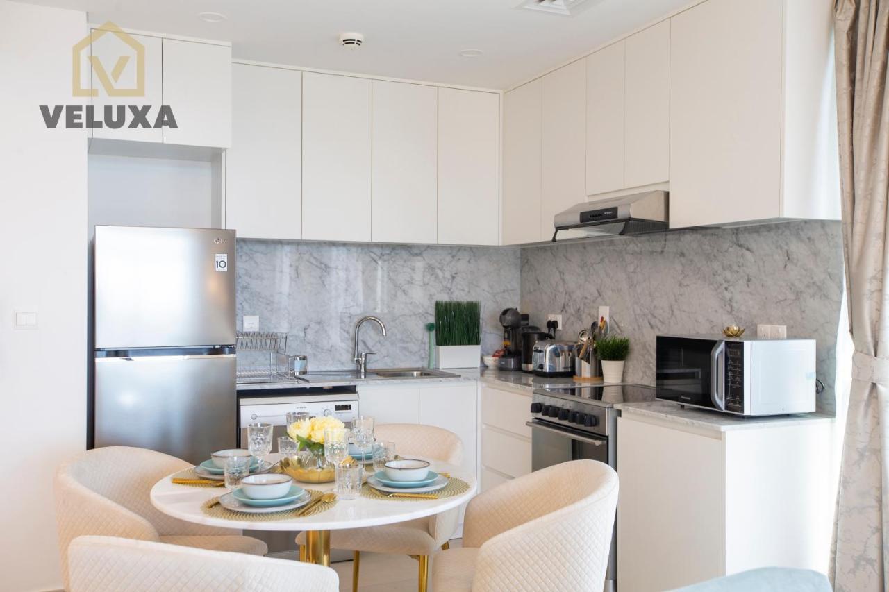Veluxa - Luxury And Bright 1 Bedroom Apartment, Burj View! Appartement Dubaï