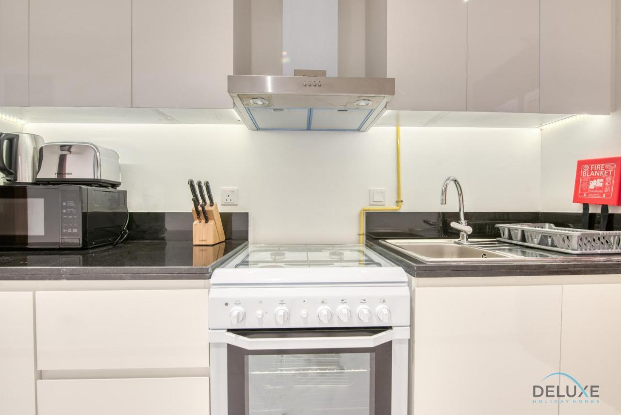 Appartement Stunning At Golf Promenade 2a Damac Hills By Deluxe Homes Dubaï