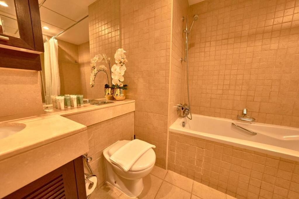 Magnificent Luxury 3br With Amazing Burj & Fountain View Apartamento