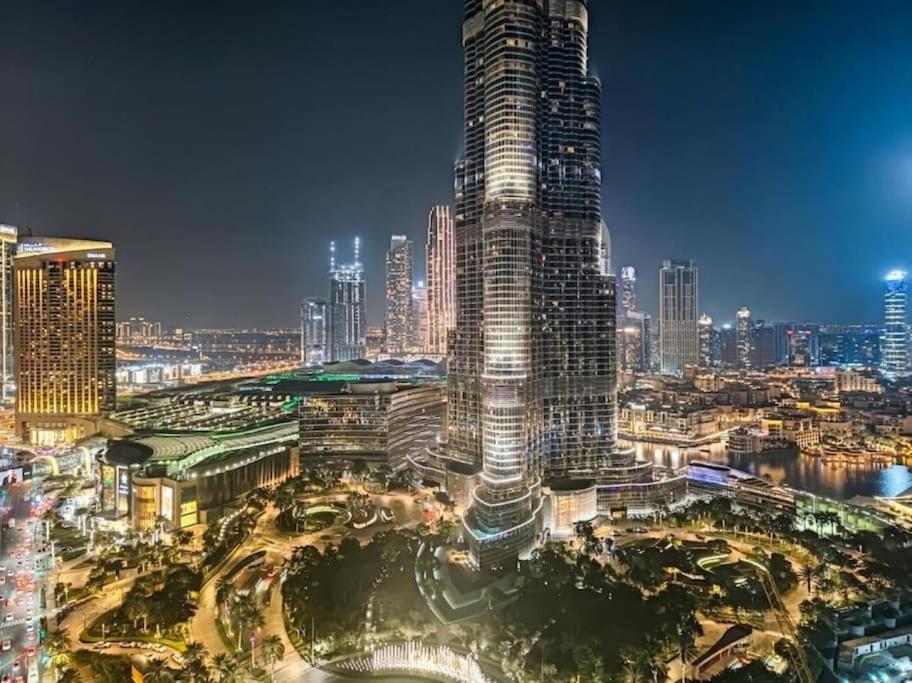 Magnificent 2 Bedroom With Stunning Burj Khalifa View Lägenhet Dubai