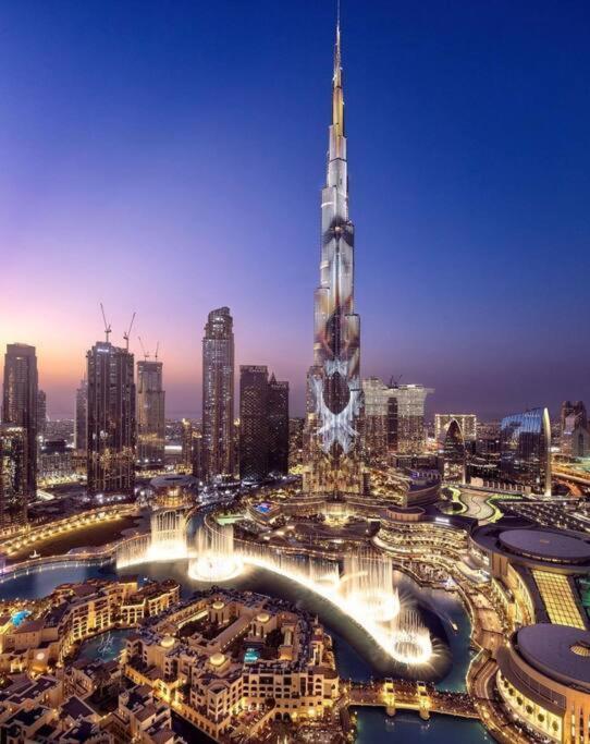 Magnificent Stunning 2 Bedroom With Burj Khalifa View Lejlighed *