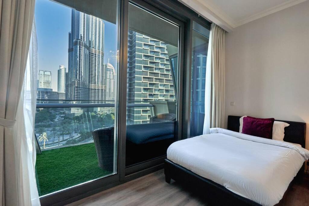 Magnificent Stunning 2 Bedroom With Burj Khalifa View Lejlighed