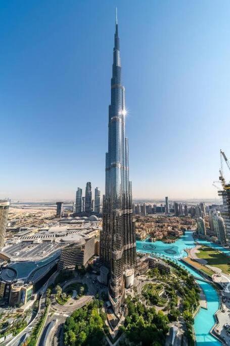 Magnificent 2 Bedroom With Stunning Burj Khalifa View Lägenhet