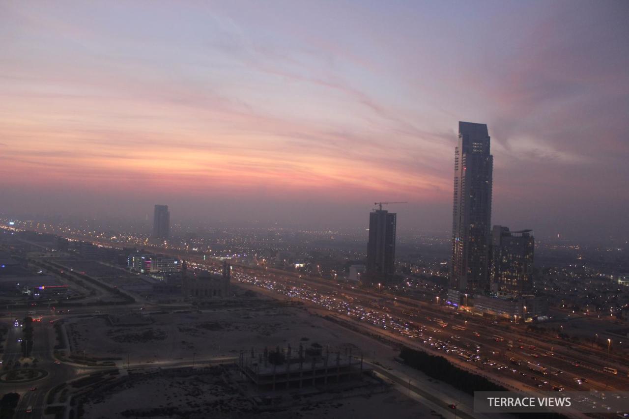 Penthouse 2 Bed For In Dubai, Centrium Towers, Production Impz, United Arab Emirates Appartement Dubaï