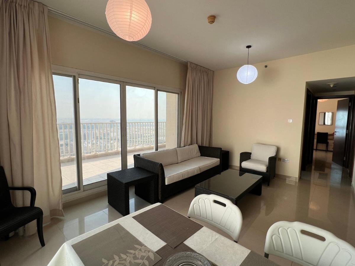Appartement Penthouse 2 Bed For In Dubai, Centrium Towers, Production Impz, United Arab Emirates