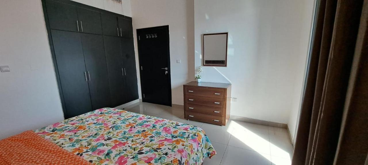 Zarooni Marina Quarto em Acomodações Particulares Dubai