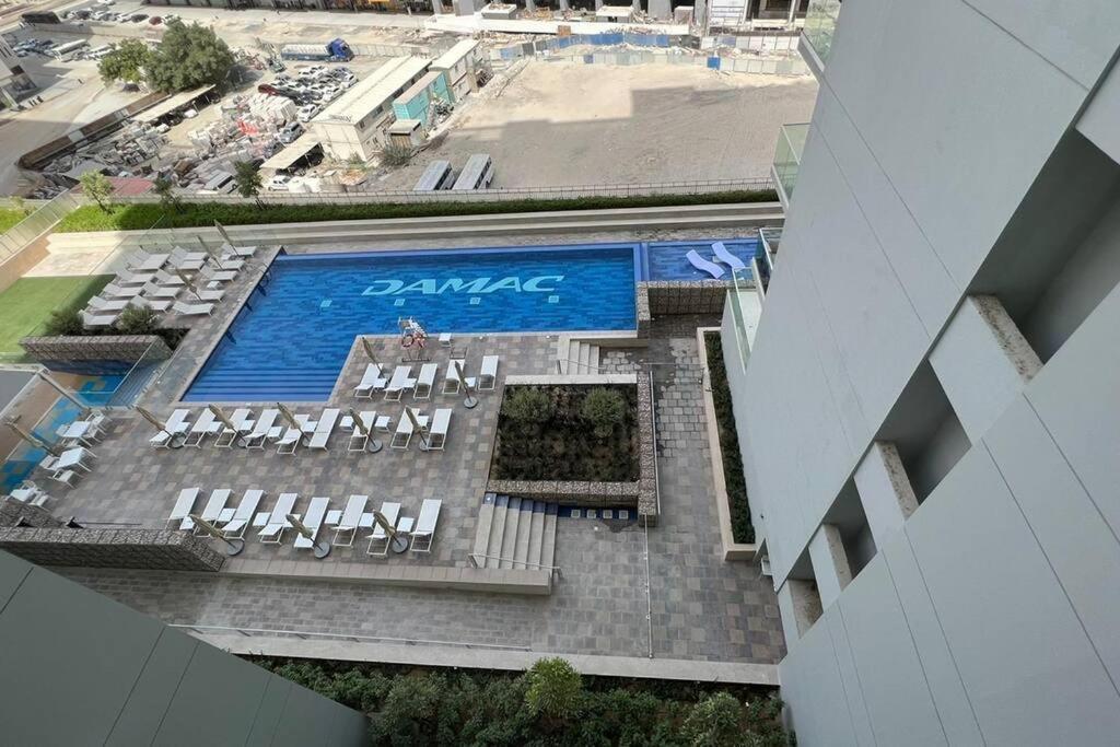 Gharfar 31715 Serene Teal Theme-high Floor-pool * Dubaï
