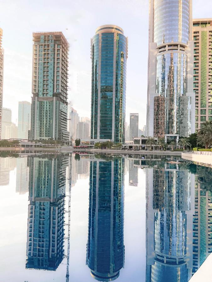 Cosmos Living Modern Near Marina