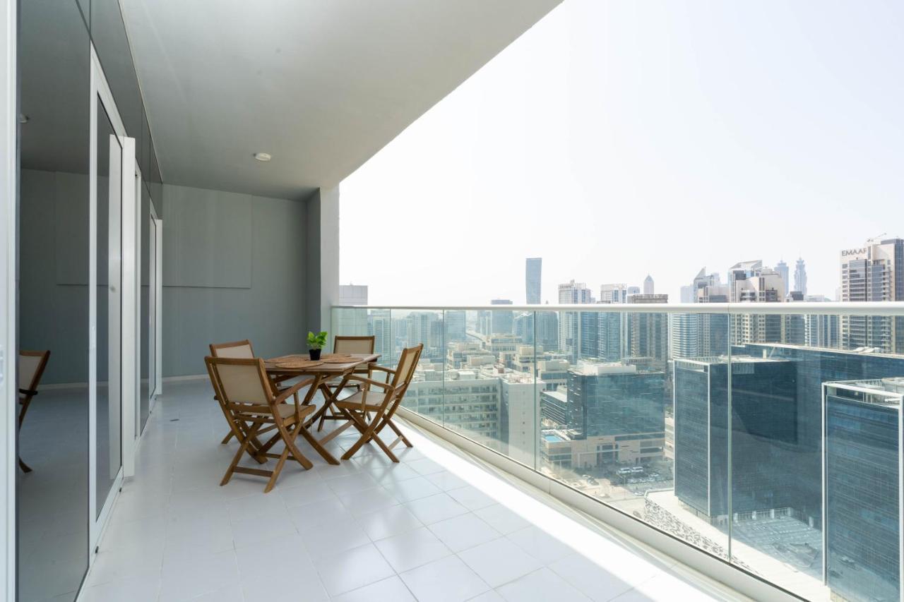 Delightful 2br At Reva Residences Apartemen Dubai