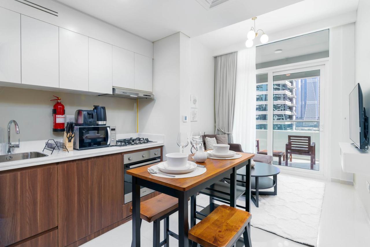 Pristine 1 Bedroom At Reva Residences Apartment *
