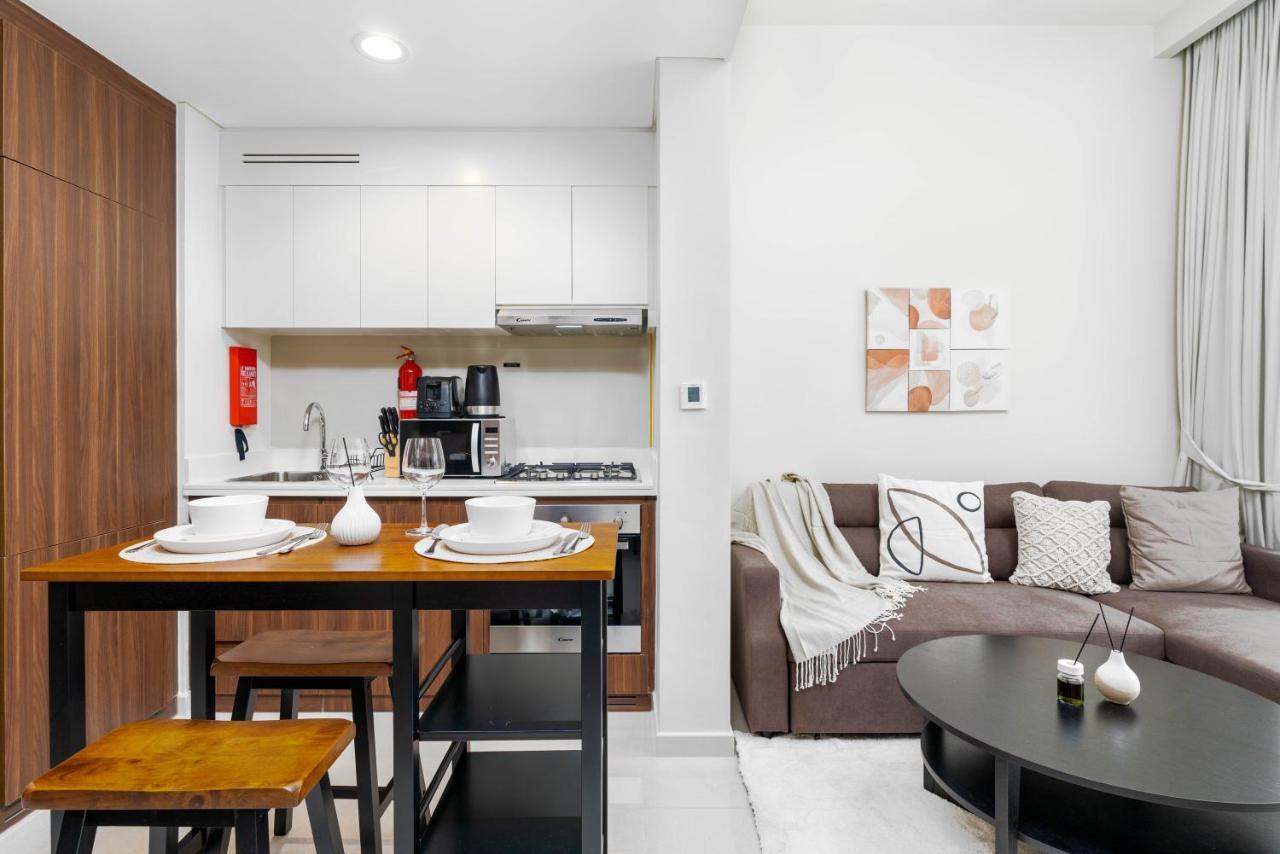 Apartment Pristine 1 Bedroom At Reva Residences Dubai