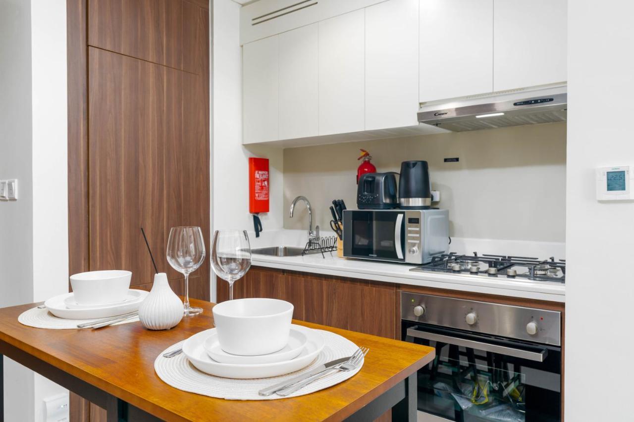 Pristine 1 Bedroom At Reva Residences Dubai