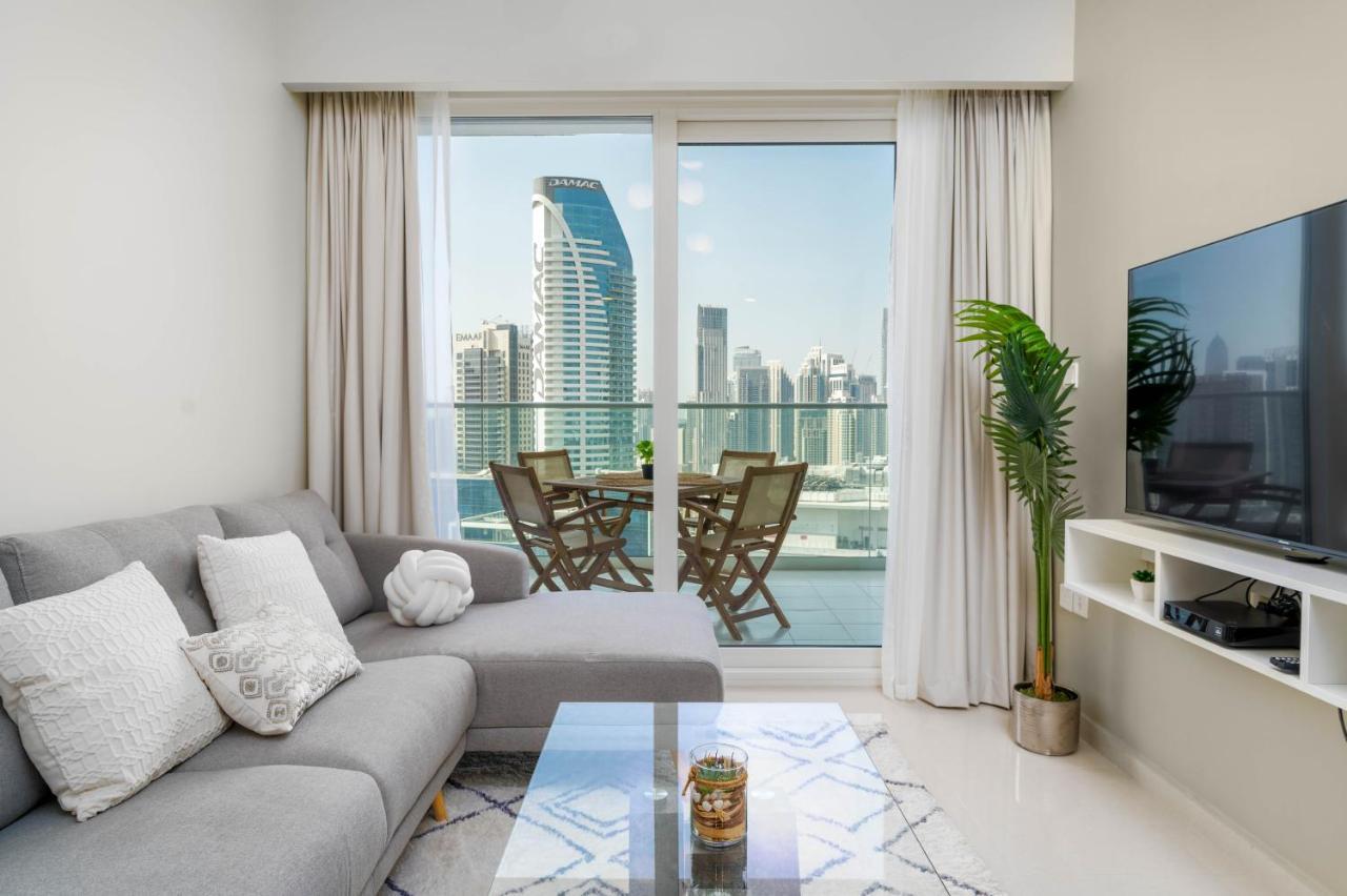 Apartemen Delightful 2br At Reva Residences *