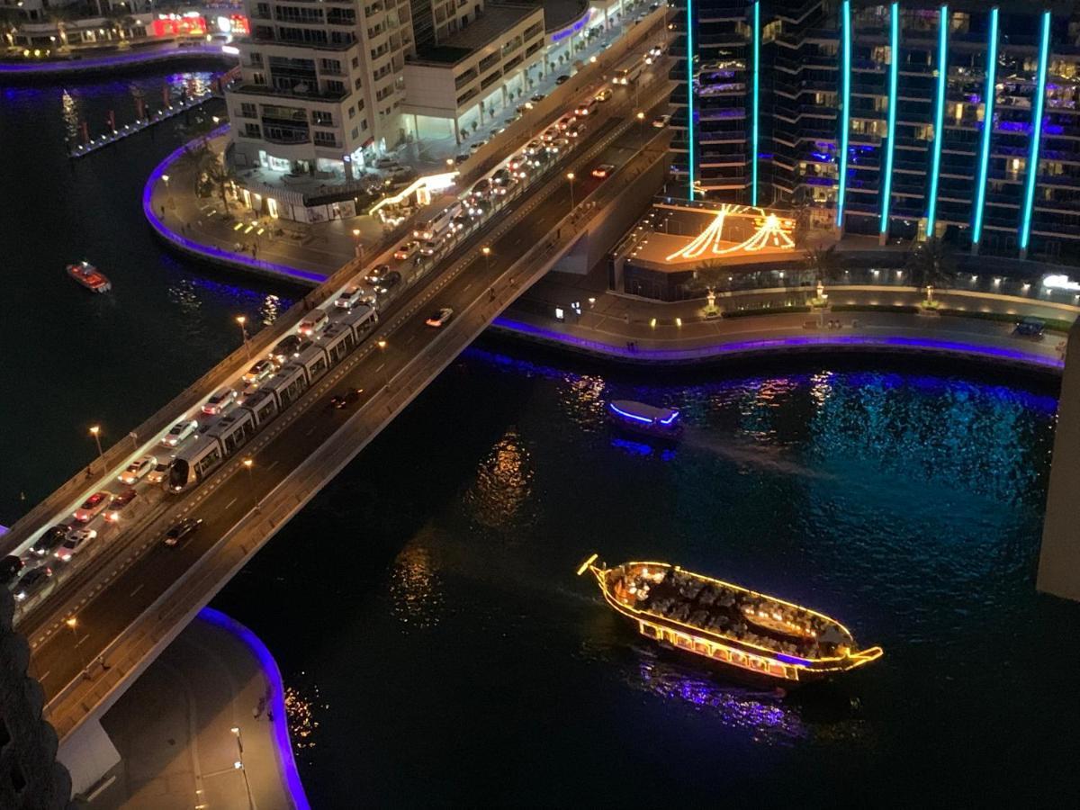 5 Star Serviced With Beach Access In The Heart Of Marina Free Welcome Gift Box Upon Arrival Apartemen *