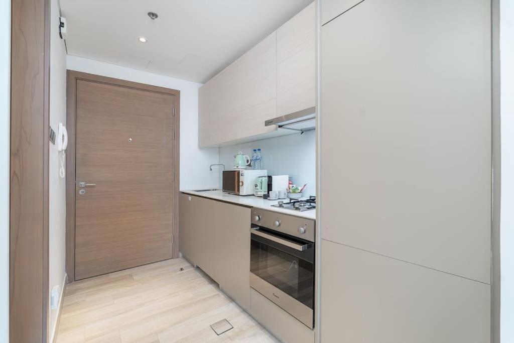 Charming Loft With Spacious Terrace In Jvc Appartement *