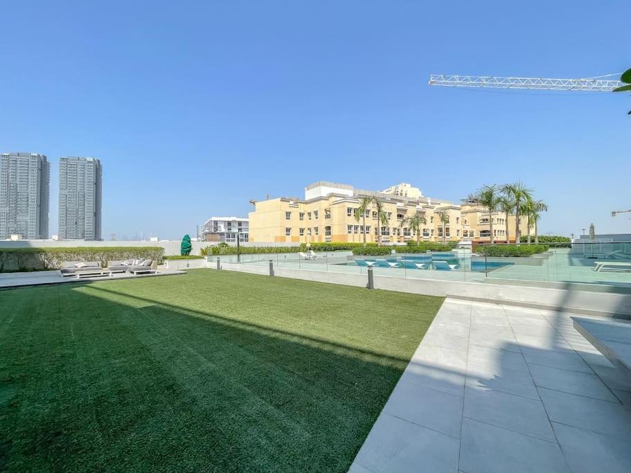 Appartement Charming Loft With Spacious Terrace In Jvc Dubai