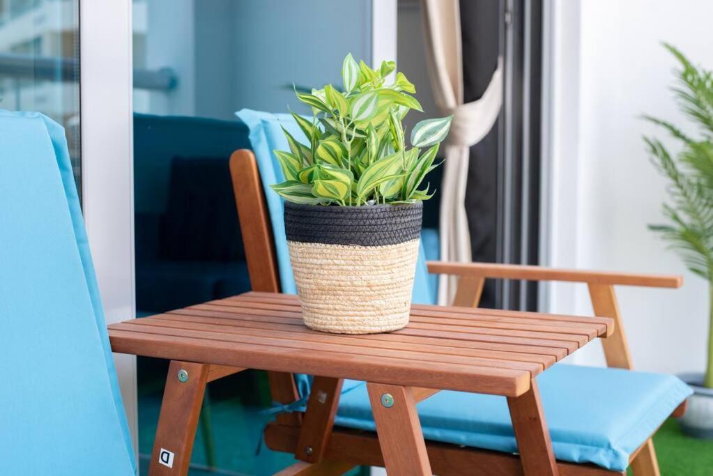 Classic With Marina View Apartamento Dubai