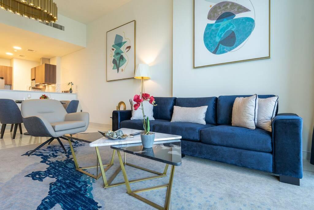 Appartement Exquisite Minutes Away From The *