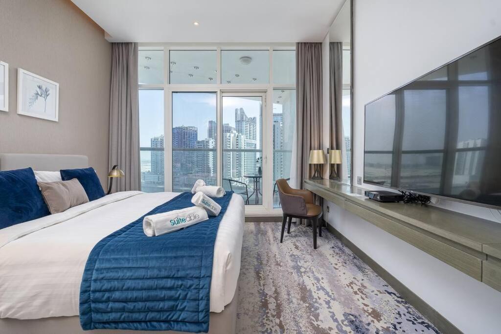 Modern Studio With Prime View Of Canal Appartement