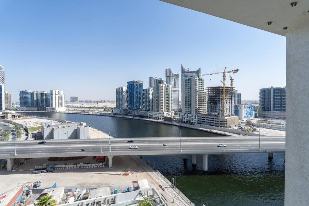 Modern Studio With Prime View Of Canal * Dubaï