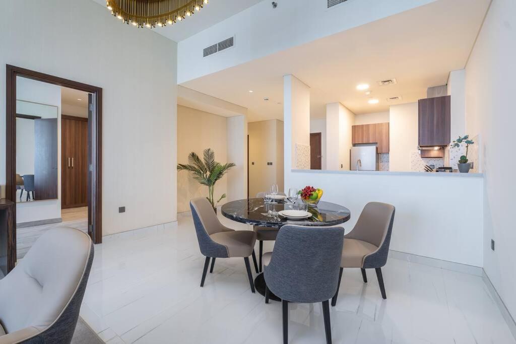 Exquisite Minutes Away From The Appartement *